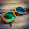 Holz Sonnenbrille Duppau Fly Zebra Green, Parkbank