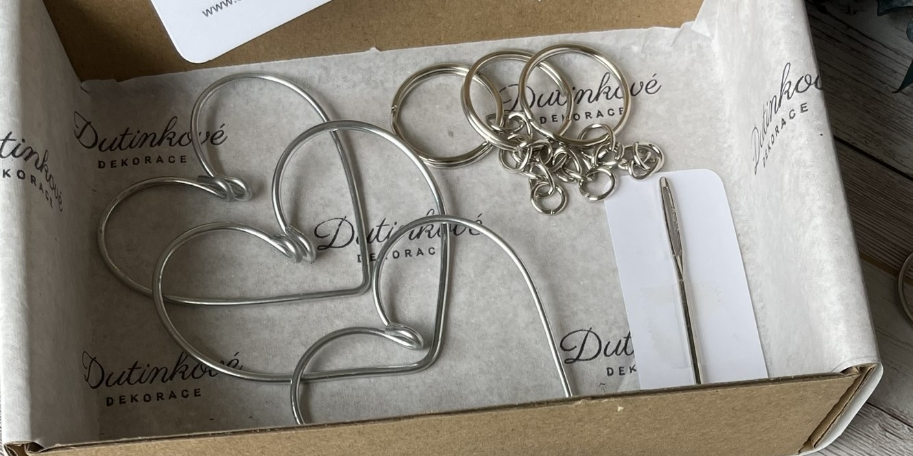 Modré pondělí – čas zpomalit a tvořit s modrou kreativní sadou