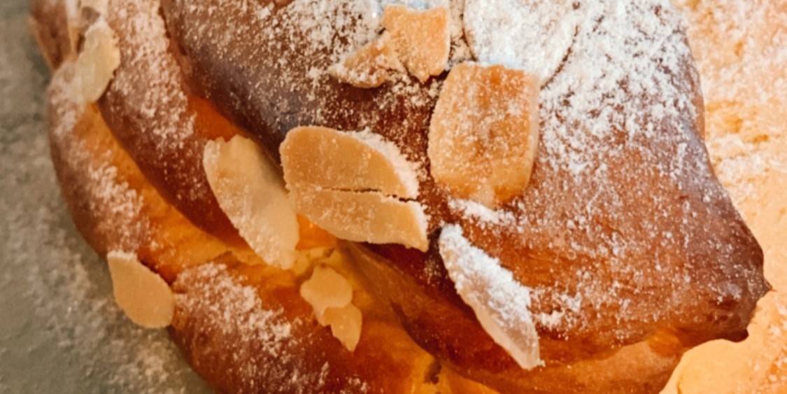 Vánočka: Historie, symbolika a tradiční recept