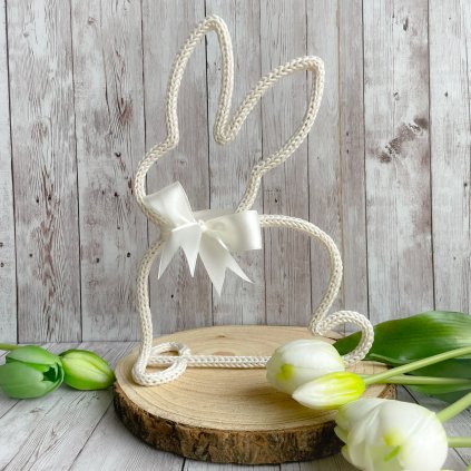 Jarni dekorace zajic smetanova