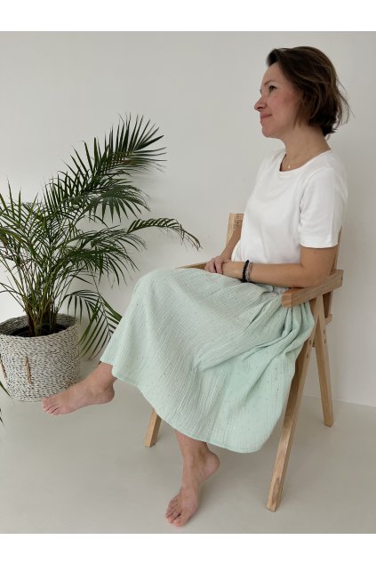 Midi sukně mušelínová mint se zlatíčky