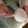 INGENUITY Přehrávač hudební  s bluetooth Pock-a-Bye Baby™ 6m+