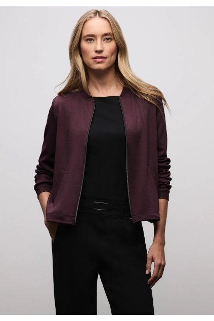 A3242741715136 4063047872722 2 m