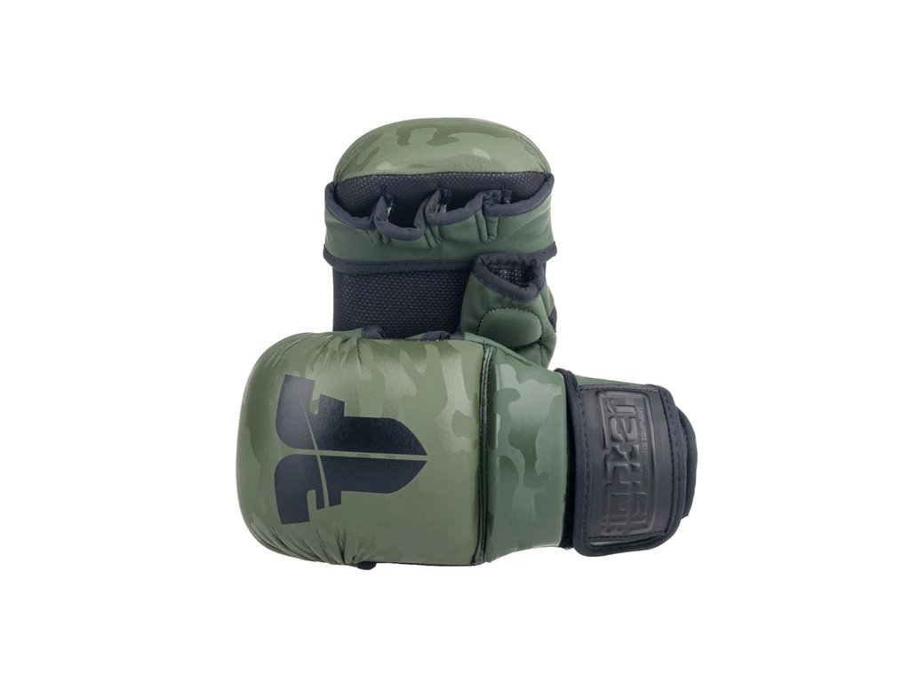 fighter training mma khaki04