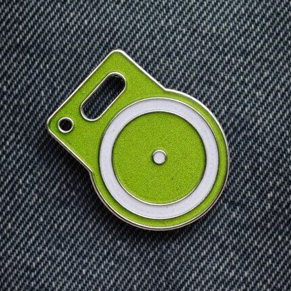 Metal pin - TRAIN CONDUCTOR DISC