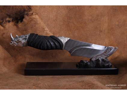 38 Image 1432908980 nosorog granit 04