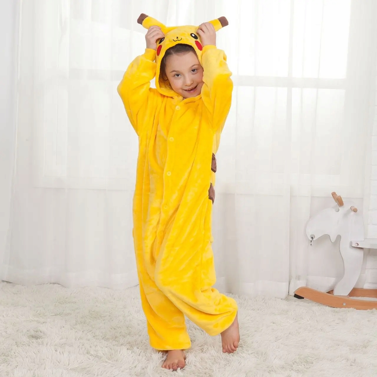 PIKACHU KOSTÝM PŘEVLEK KIGURUMI DĚTSKÉ PYŽAMO 115 cm