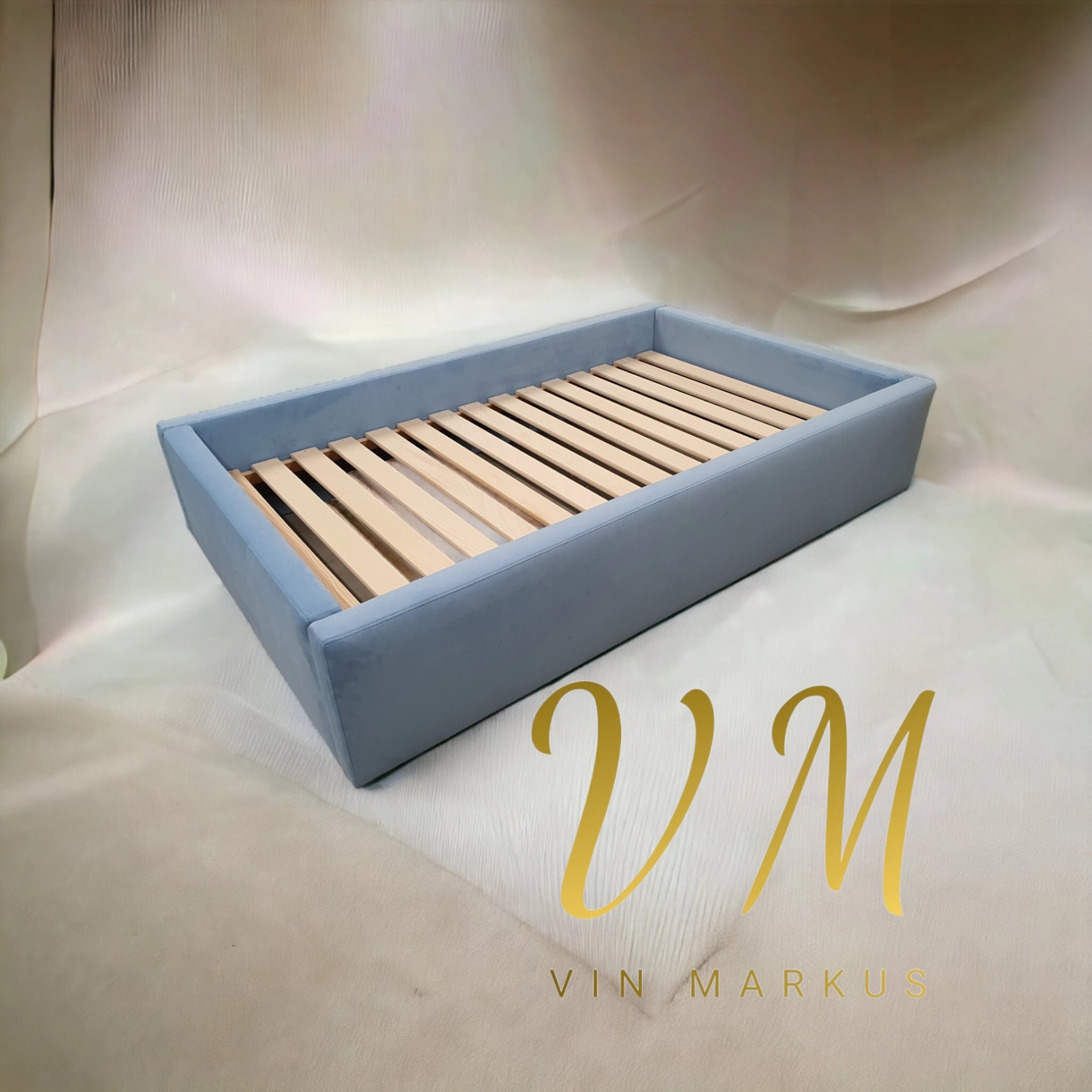 VIN MARKUS Základná luxusná posteľ CHESTERFIELD Rozmer: 200x140