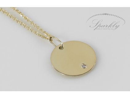 Zlatý personalizovaný šperk s gravírem – nadčasový a jedinečný doplněk