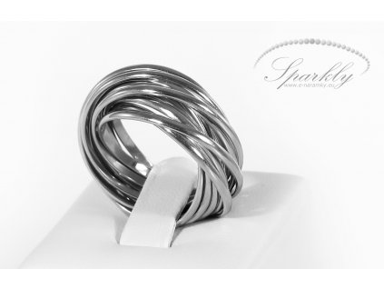 Stříbrný prsten Karma