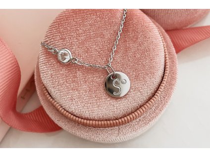 Minimalistický přívěsek s gravírem na přání