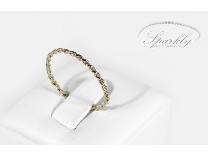 8D5B2F77 FF46 40B0 9469 5FB8A88AD1CC