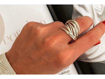 Pozlacený stříbrný prsten Art