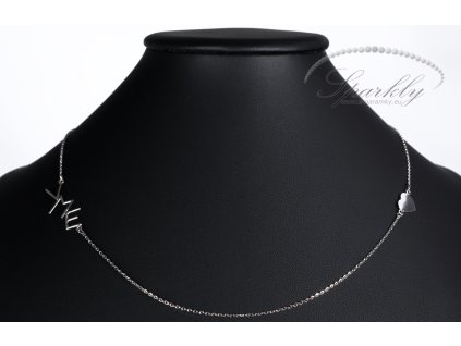 Personalizovaný náhrdelník se srdcem – šperk, který říká víc než slova