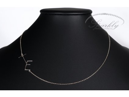 Personalizovaný náhrdelník s ručně tvarovanými písmeny