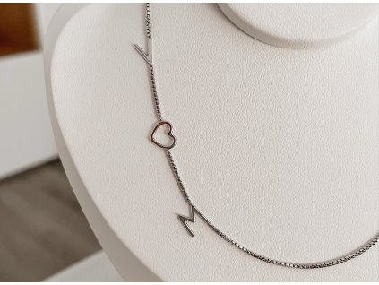 Zlatý personalizovaný řetízek s písmeny