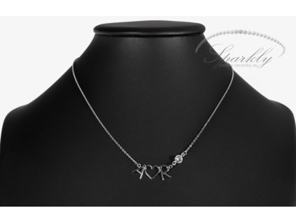 Zlatý písmenkový řetízek ozdobený zirkonem