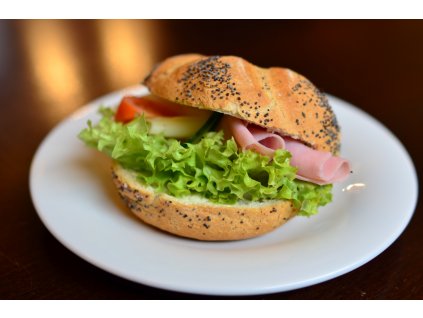 Obložená kaiserka světlá