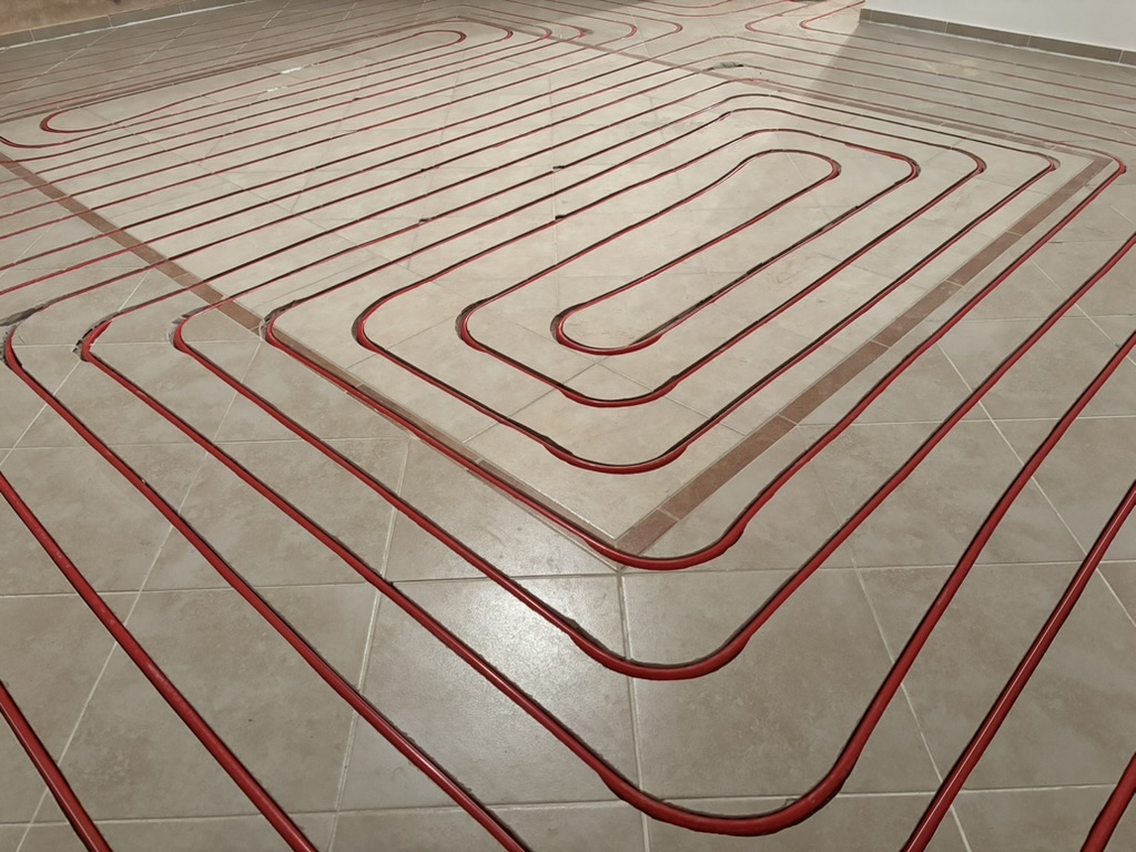 B21AA052-38F6-4900-B053-2237616B7366_1_105_c_1