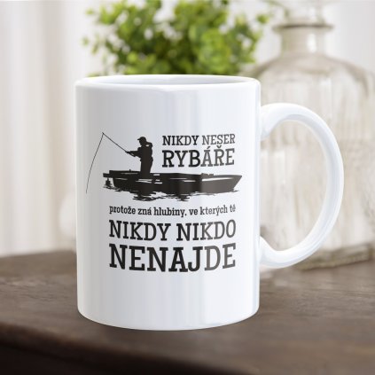 neser hrnek