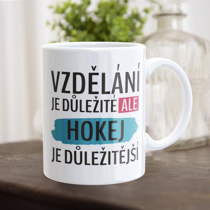 hrnecek na stole vzdělání hokej