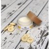 3877 zjemnujici solny peeling banan a karamel