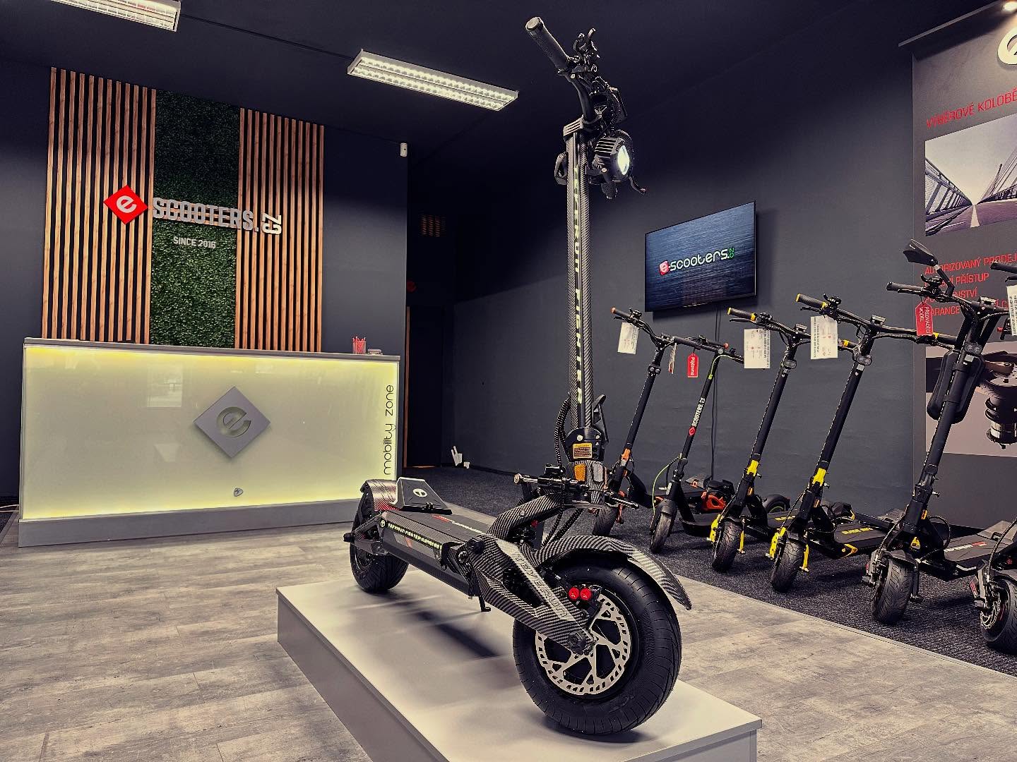 Jak vybrat brzdy pro elektrokoloběžku: Bubnové vs lankové vs hydraulické