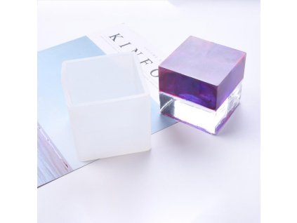 8cdb4cee b2b1 474e 835a 37c868fb2e40