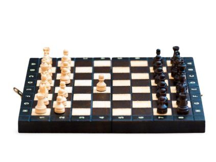 7852 8 7852 8 drevene sachy a backgammon male