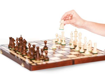 8163 12 drevene sachy royal klasik