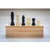 5266 2 drevene sachove figurky klasik stredne v krabicke