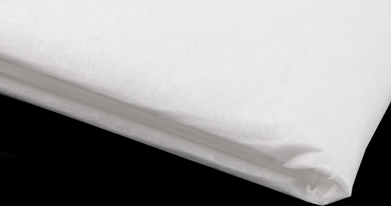Perlan 45 g/m² šíře 95 cm netkaná textilie na střihy Varianta: bílá, Balení: 1 m