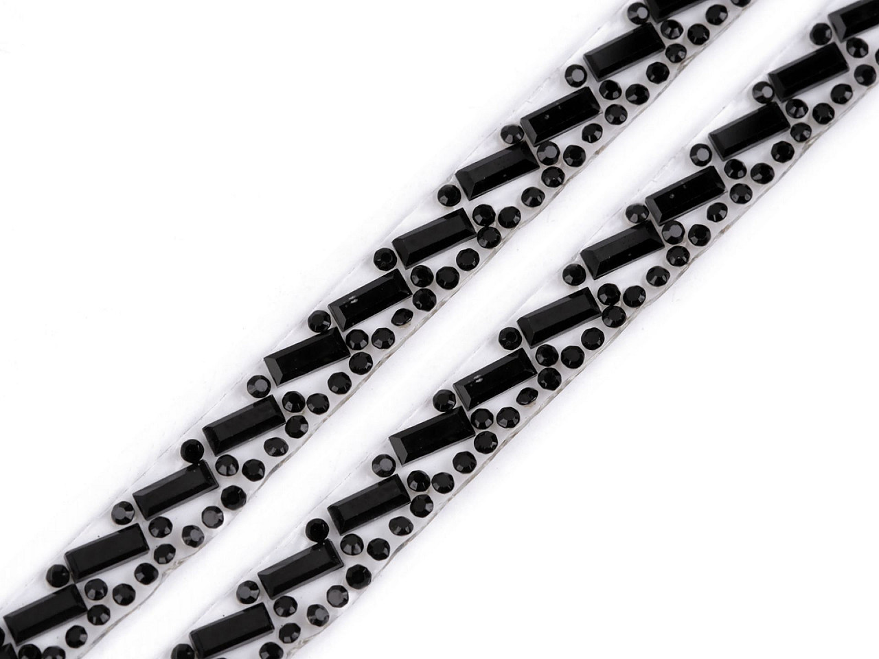Prýmek se skleněnými broušenými kamínky šíře 8 mm nažehlovací Varianta: 2 černá, Balení: 1 m