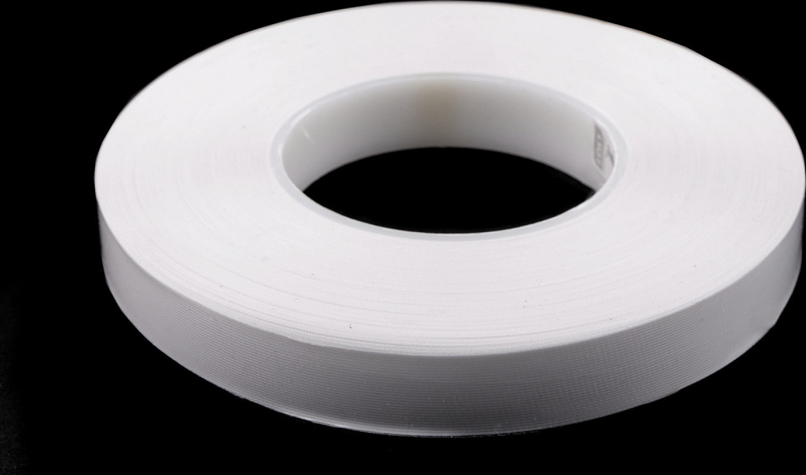 Podlepovací páska na švy na nepromokavé materiály šíře 20 mm Varianta: 1 bílá, Balení: 1 m