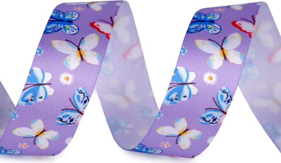 Saténová stuha s motýly šíře 25 mm Varianta: 4 fialová lila, Balení: 21.5 m