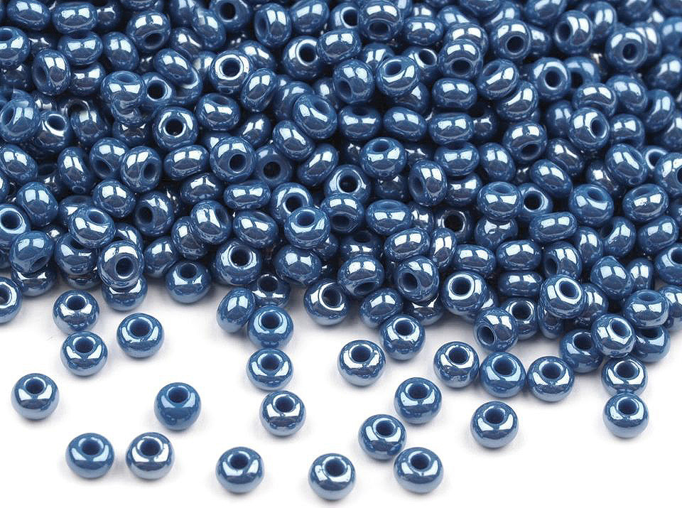 Rokajl Preciosa perleť 10/0 - 2,3 mm Varianta: 38020 modrá jemná, Balení: 20 g