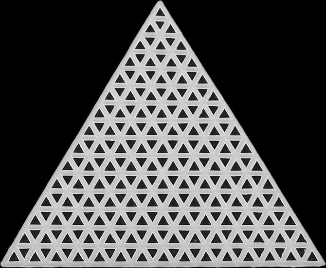 Plastová kanava / mřížka vyšívací Varianta: 2 bílá trojúhelník, Balení: 1 ks
