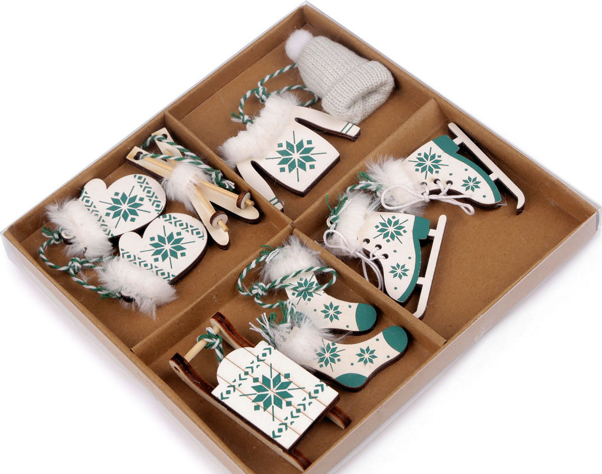 Vánoční dekorace - sáňky, lyže, brusle, čepice, bunda, rukavice, ponožky Varianta: 3 bílá zelená, Balení: 1 krab.
