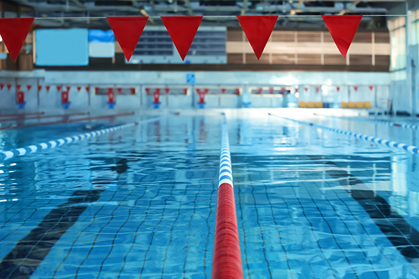 Zurück ins Schwimmbad! 8 Tipps für Anfänger im Hallenbad und unsichere Schwimmer