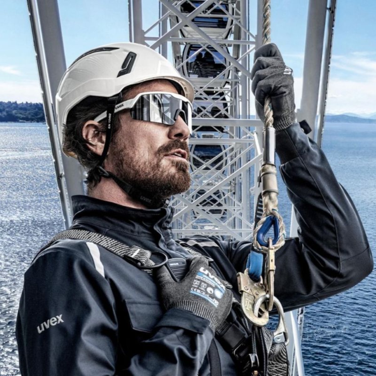 Ergonomische Schutzbrille uvex ultrashield mit verstellbarem Nasensteg