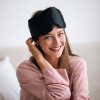 Hedvábná maska na oči na spaní Clare and Zen černá Domča
