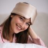 Hedvábná maska na oči na spaní Clare and Zen béžová