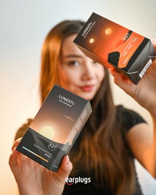 Welches Licht sollte man abends für besseren Schlaf verwenden? 🛏️🌆 Lunesto 3in1 Day & Night 🌙✨ • 3 Modi in einer Lampe...