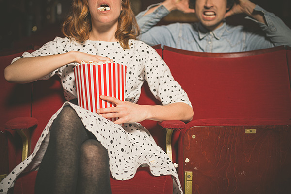 Jak si užít kino? Popcorn, limonáda a špunty do uší!