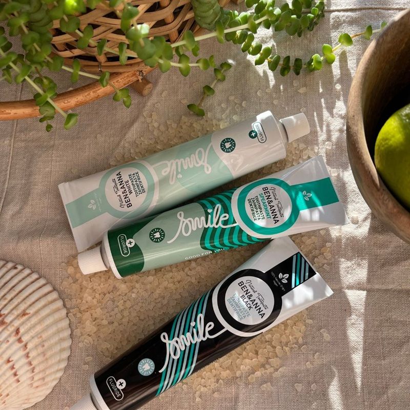 Ben & Anna White složení