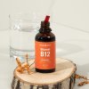 Effective nature B12 kapky 50ml Vegan zadní strana na stolečku