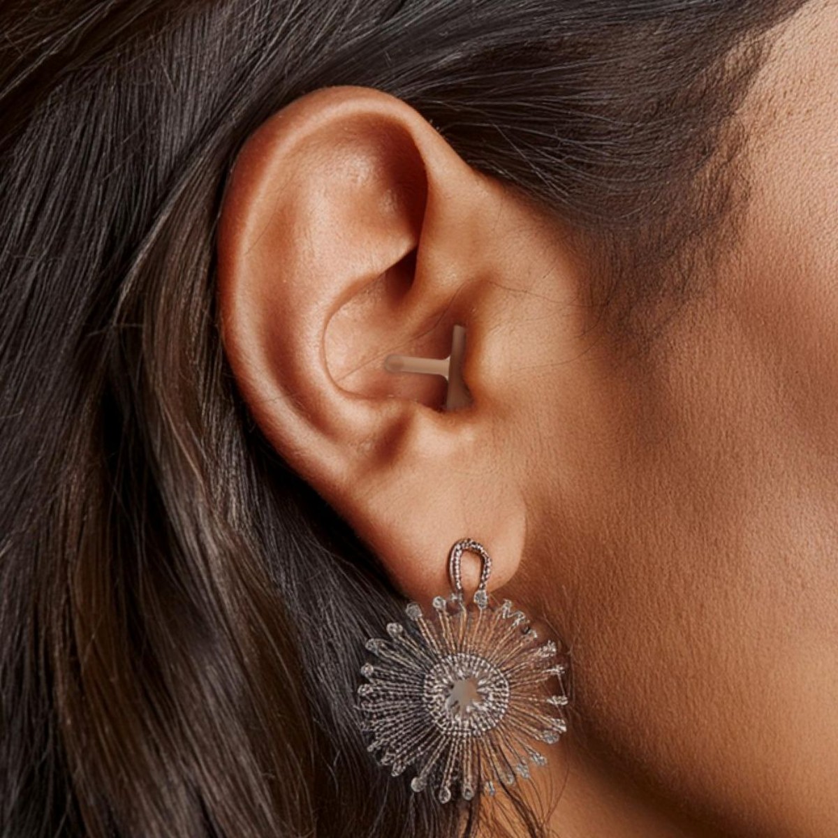 Flare Calmer Nude Extra használata irodában és közlekedés közben