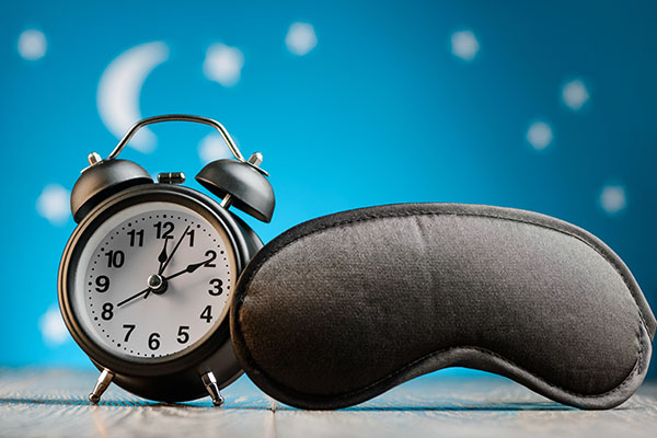 Cum să alegeți o mască de dormit: pentru confort sau pentru a reduce umflarea pleoapelor
