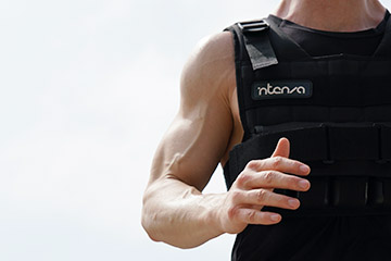 Posilovací vesty jako skvělý pomocník pro rozvoj síly