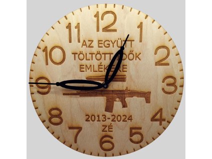 Egyedi búcsúajándék falióra